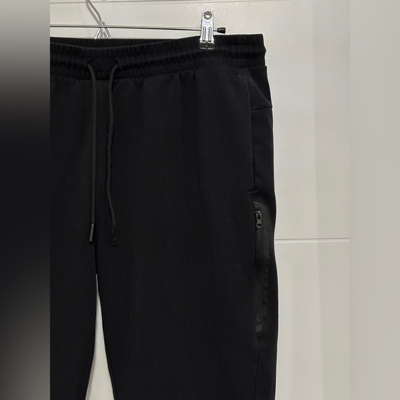 Old Navy: Men’s Dynamic Fleece Jogger Pants- Size Large - Picture 4 of 9